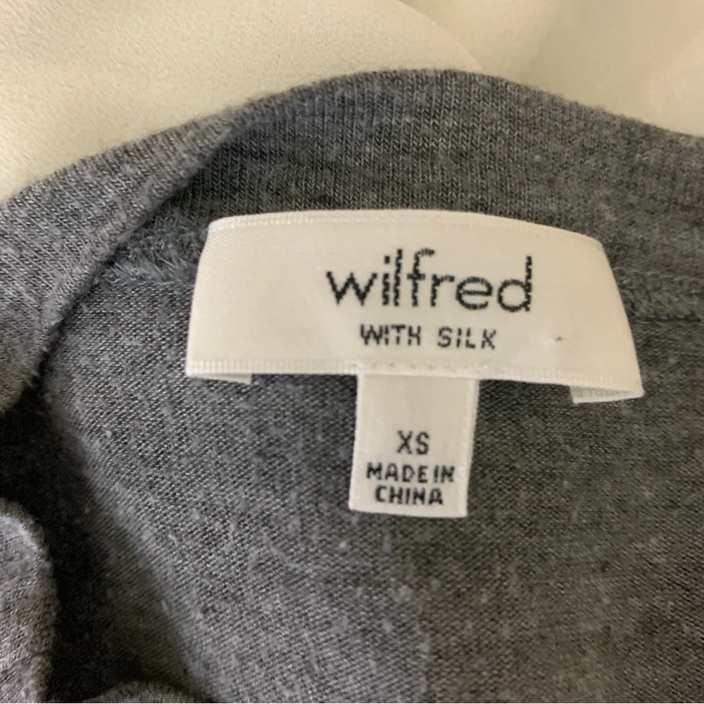 Aritzia Wilfred with Silk Colourblock Tunic Top - Picture 7 of 9